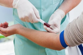 Xét nghiệm máu là làm gì? Làm xét nghiệm máu giúp ích gì?